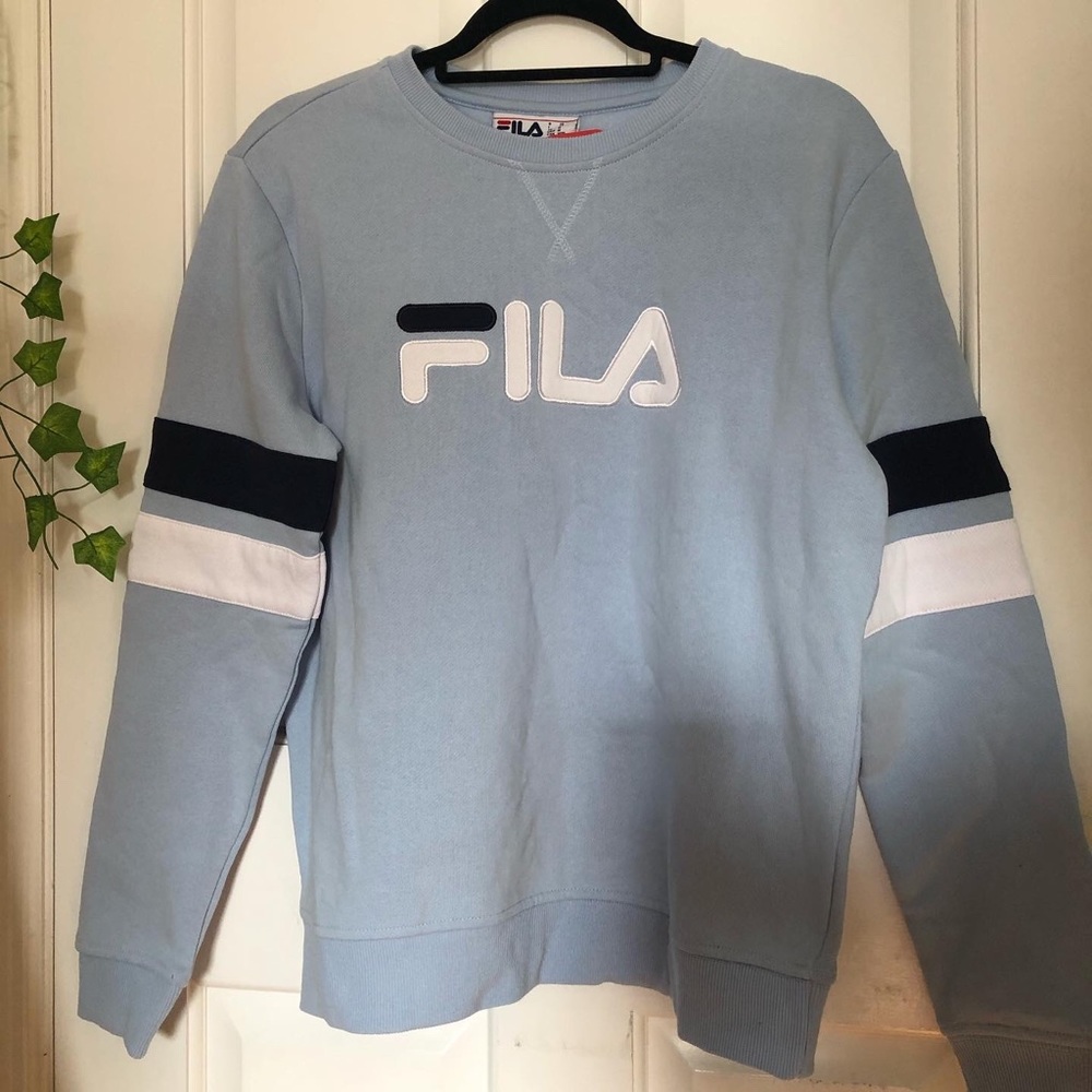 NWT blue fila sweatshirt crewneck
